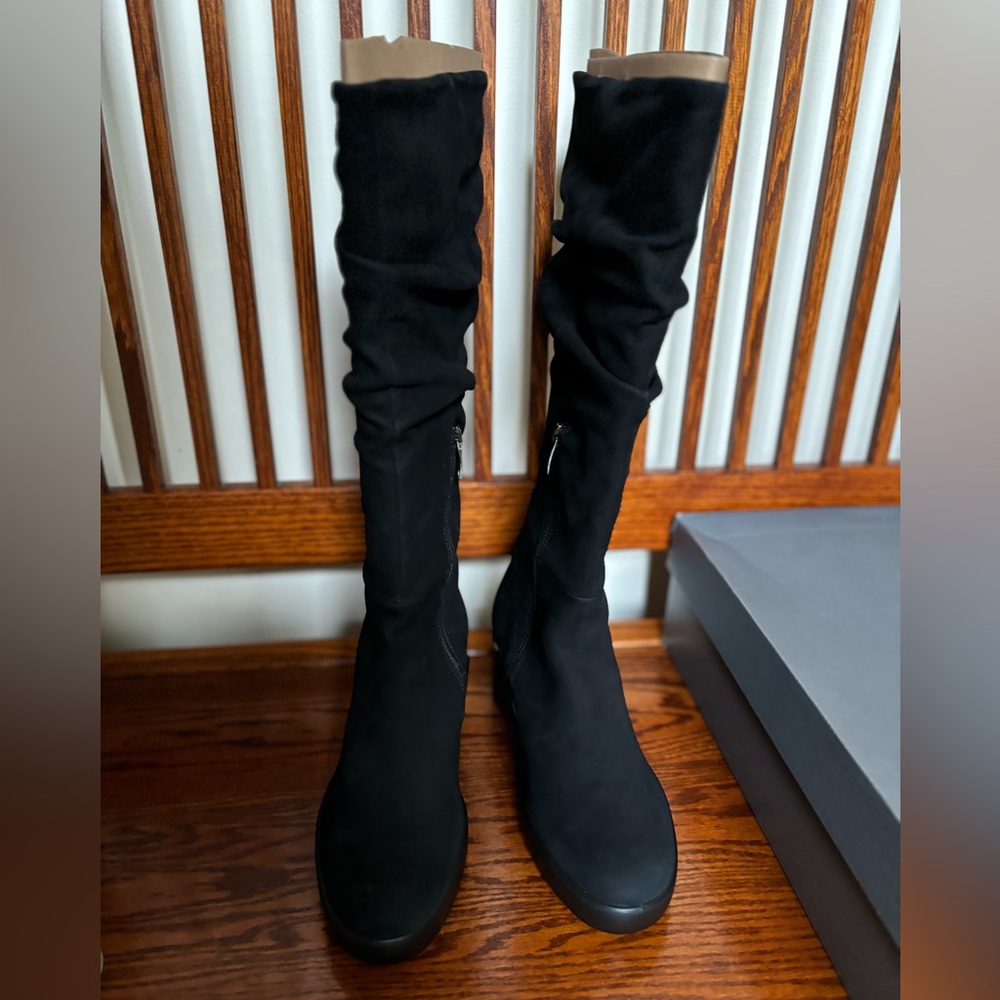 NIB ECCO Tall Slouchy Leather Boots, size 5 (EU 35)